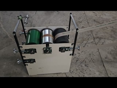 紙コアを作る機械